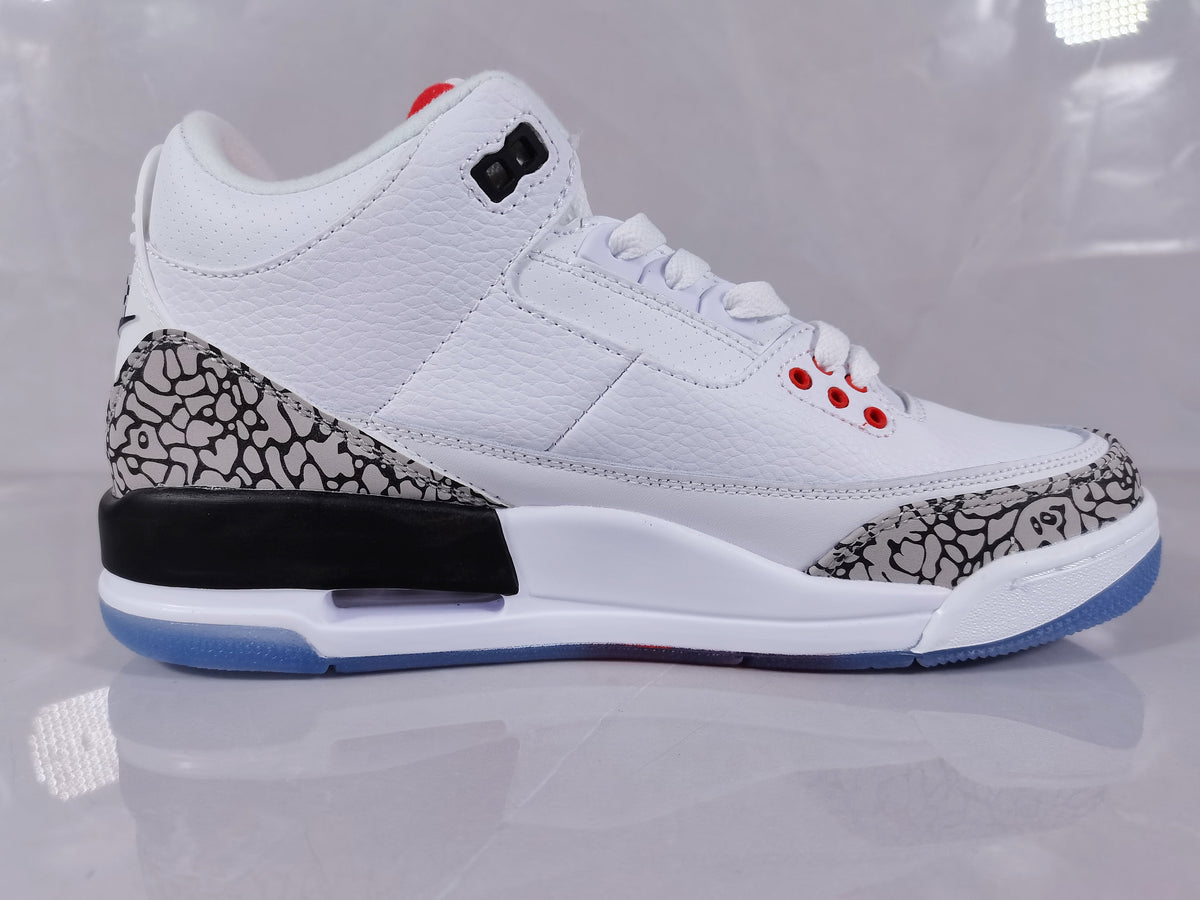 White Red Sneakers with Elephant Print - Air Jordan 3 Retro - product image from the listing.