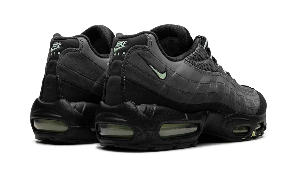 "Vapor Green" Air Max 95 HM0622 001 - product image from the listing.