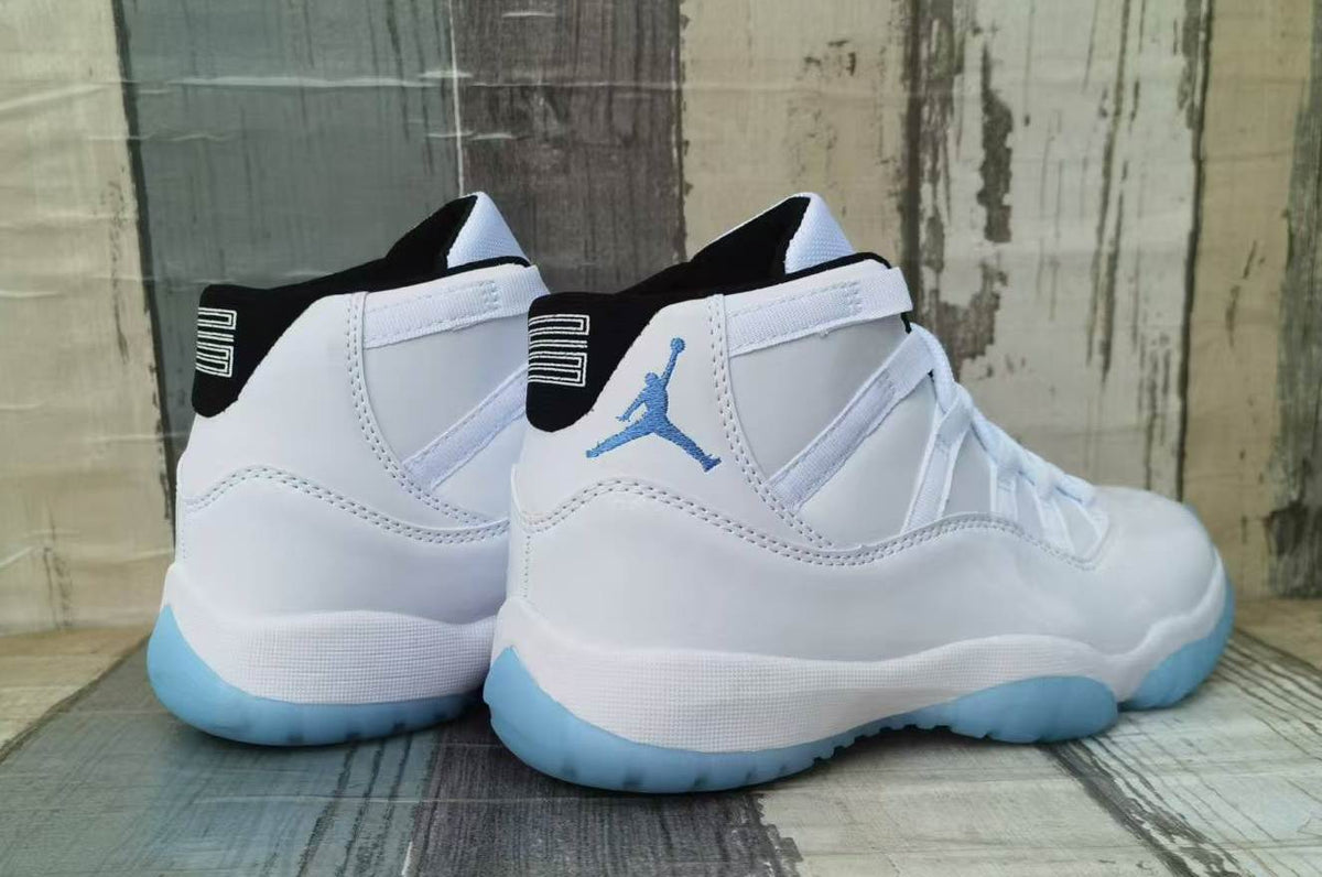 "White/Silver" Air Jordan 11 Retro (Pure Platinum) - product image from the listing.
