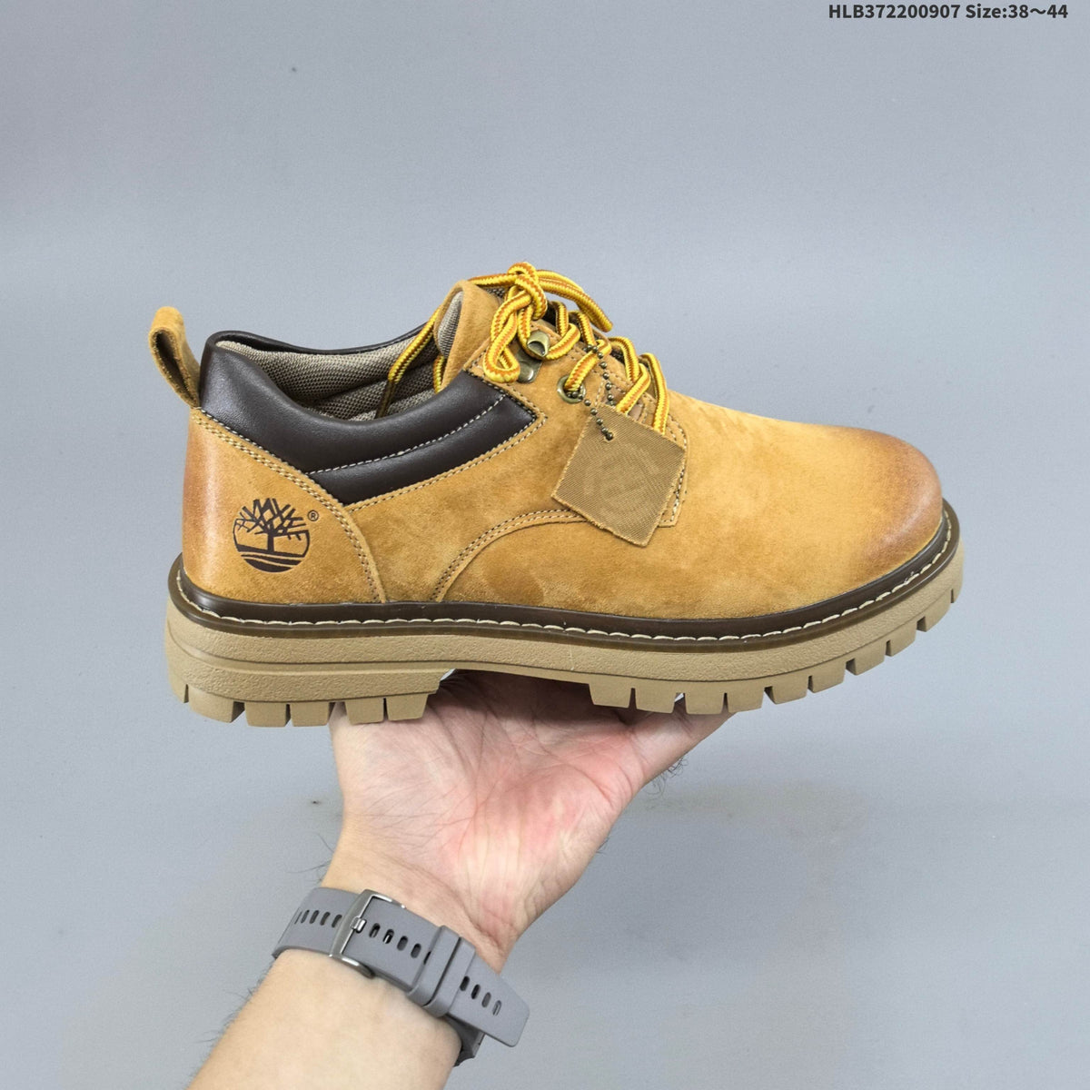 Timberland Low-Cut Lace-Up Shoes in Wheat - product image from the listing.