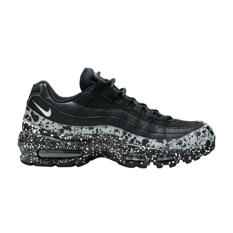 Women's Nike Air Max 95 Se Black Black-White - product image from the listing.