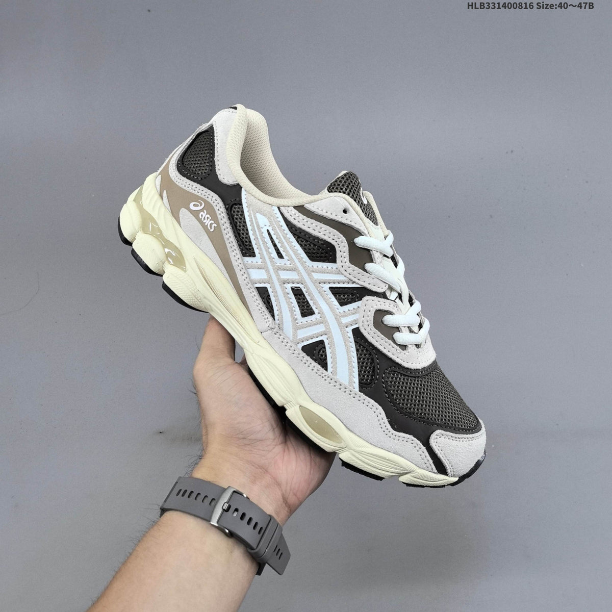 ASICS GEL-NYC Trainers 1203A634-200 - product image from the listing.