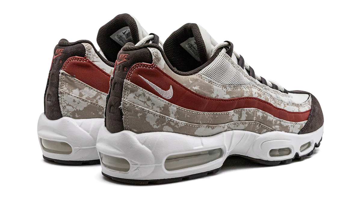 "Social FC" Air Max 95 DQ9016 001 - product image from the listing.