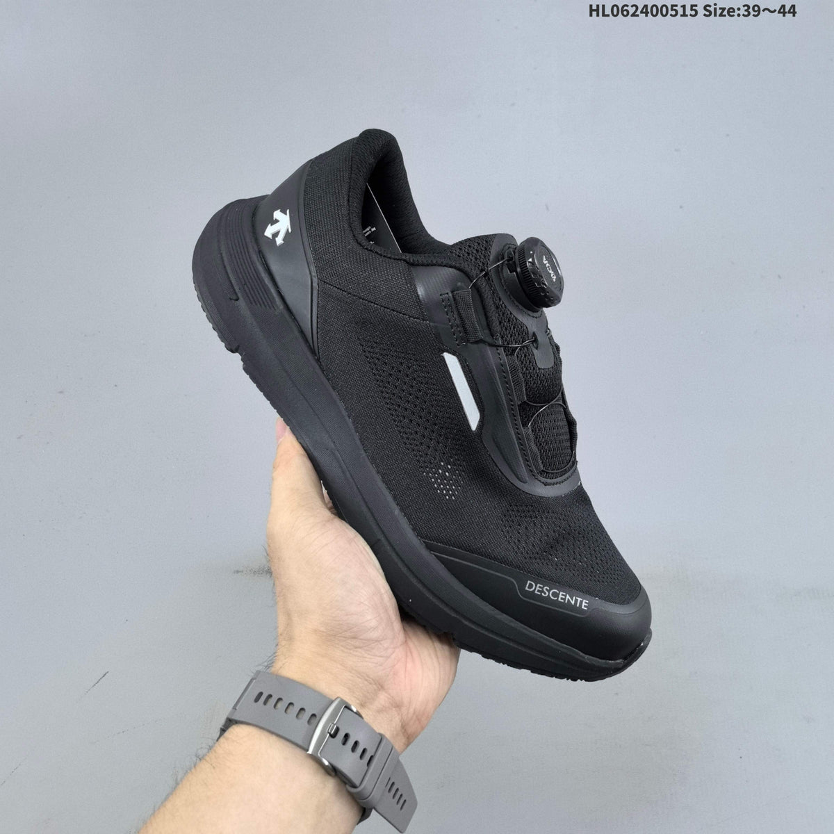DESCENTE EASE AIR JR BOA Sneakers for Running - product image from the listing.