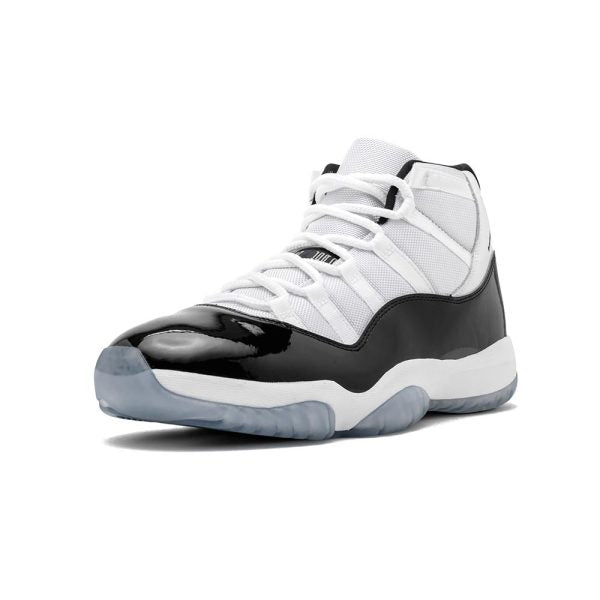 Air Jordan 11 Retro "Concord - 2018 Release" - product image from the listing.
