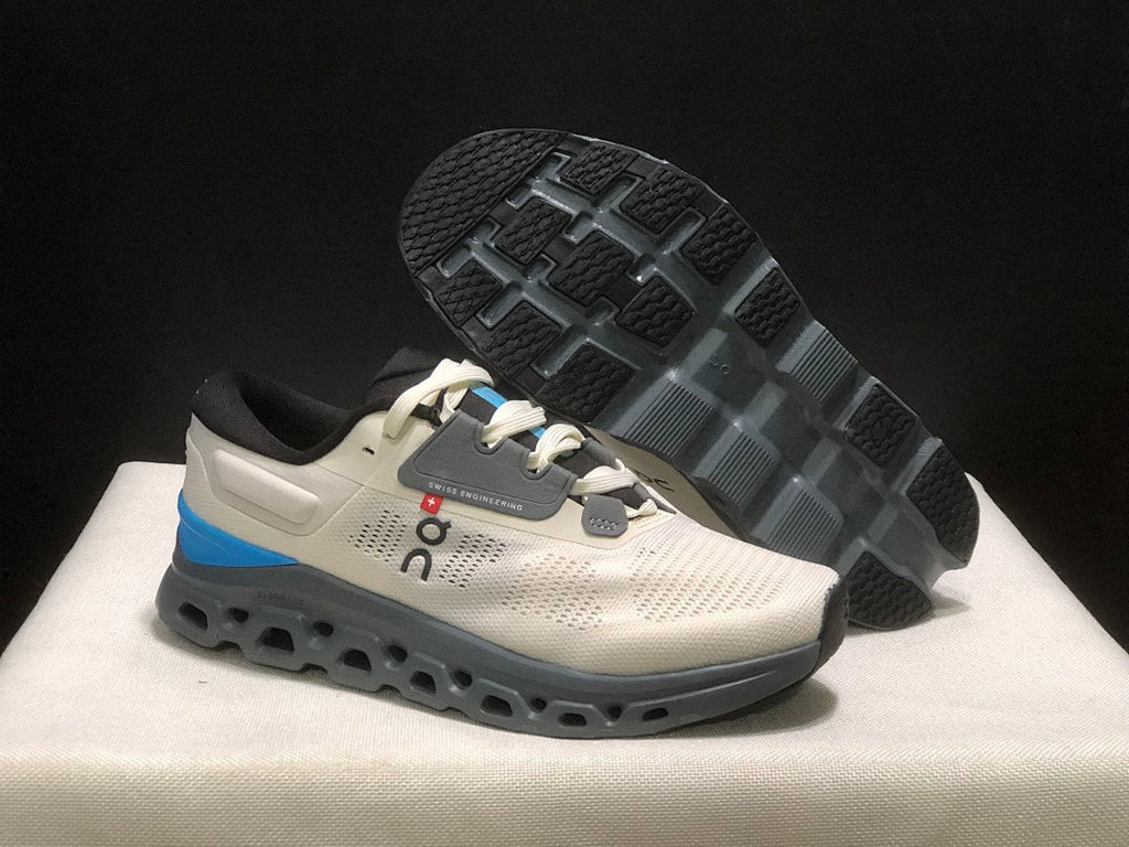 Cream and Gray On Cloudstratus 3 Running Shoes - product image from the listing.