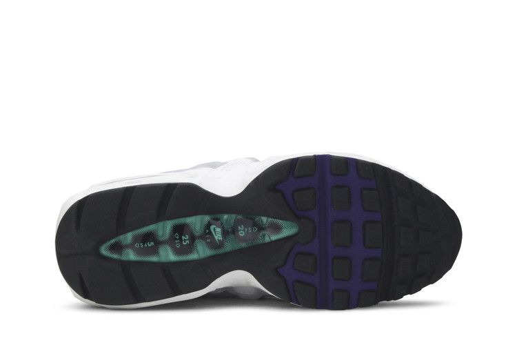 Women's Nike Air Max 95 Grape (2018) - product image from the listing.