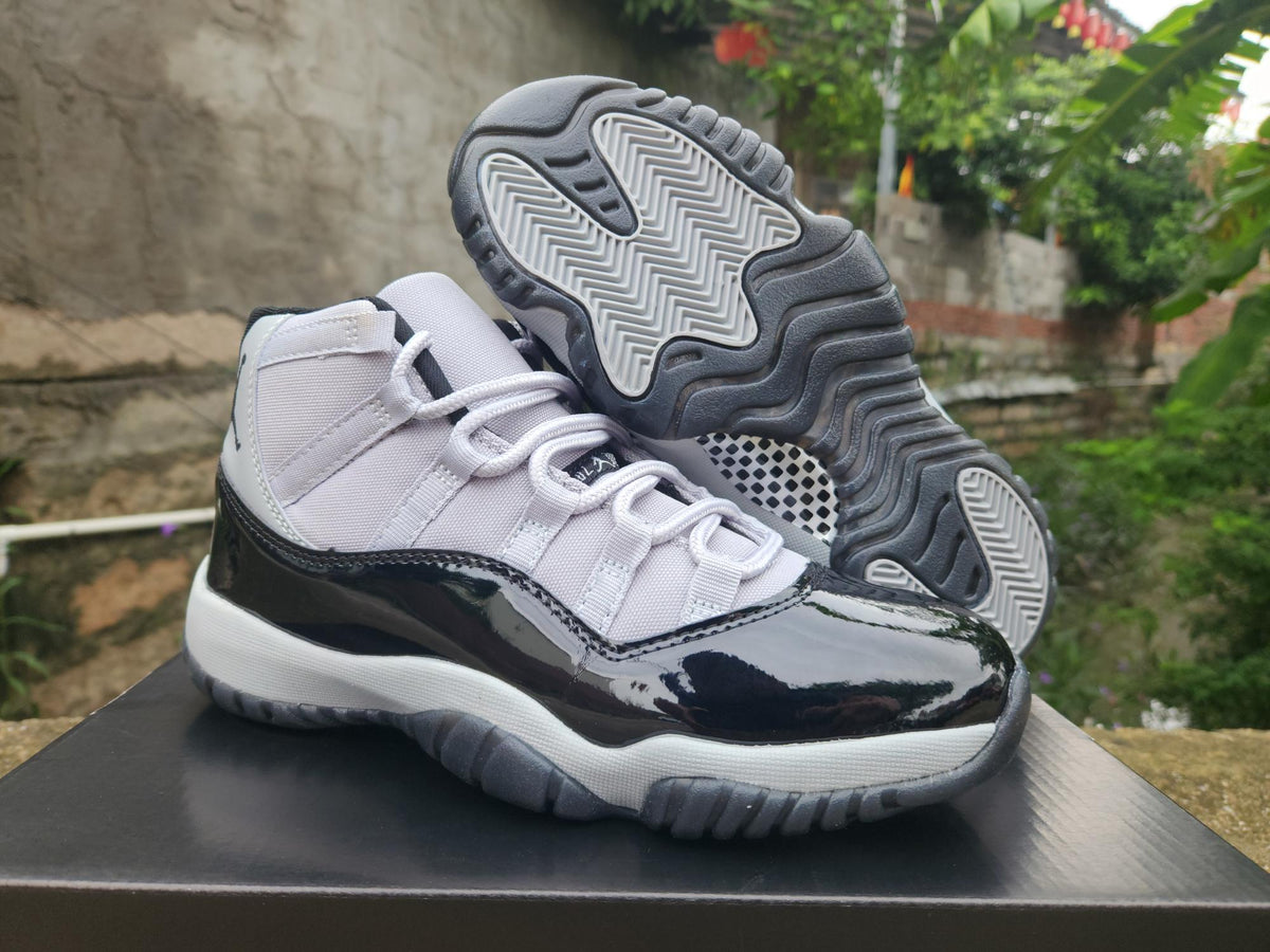 Cool Grey/Black ("Cool Grey") - Air Jordan 11 Retro - product image from the listing.