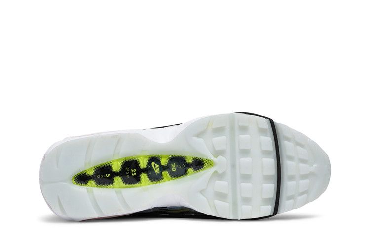 Japan Heritage - Nike Air Max 95 - product image from the listing.