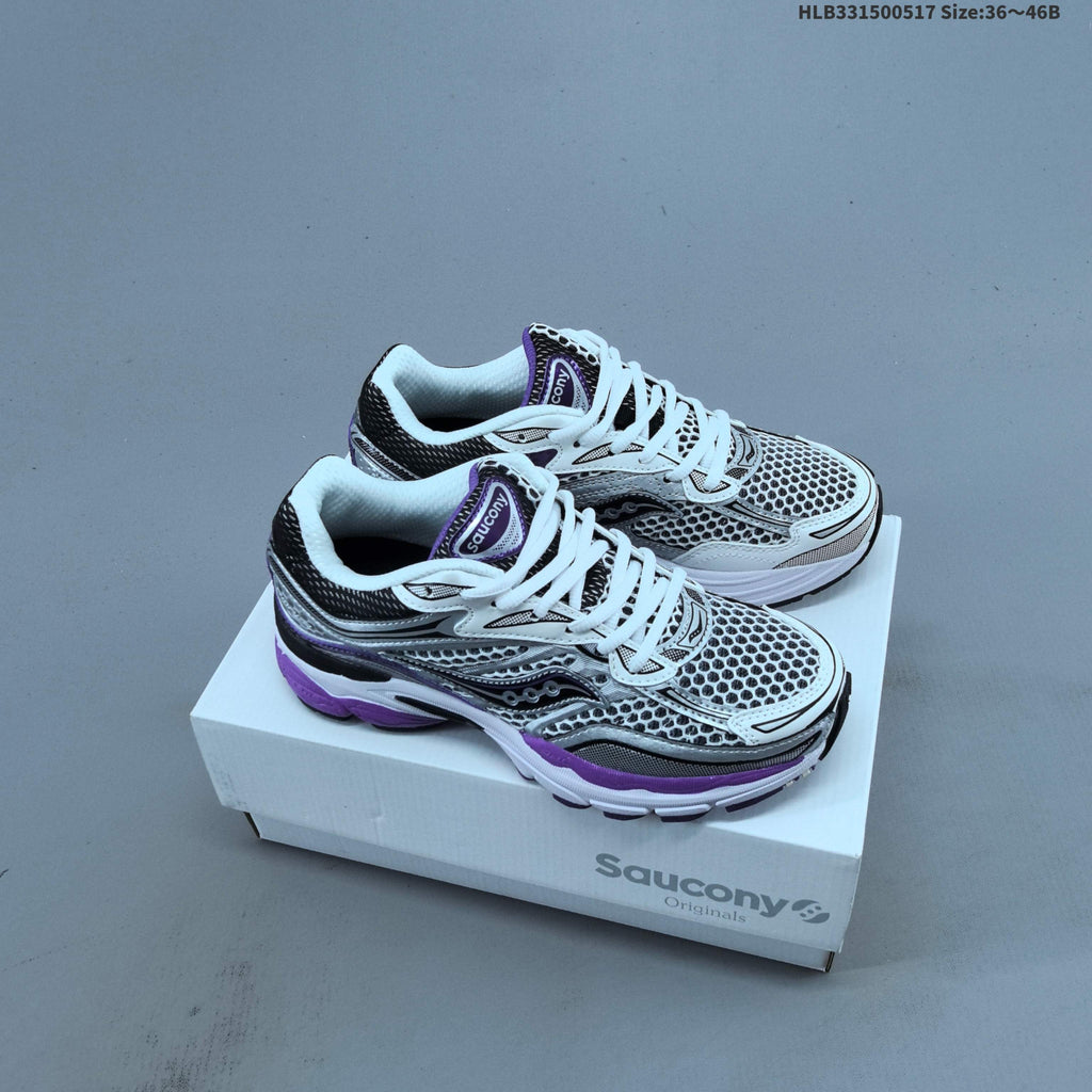 Saucony ProGrid Omni 9 Retro Sneakers for Running - product image from the listing.
