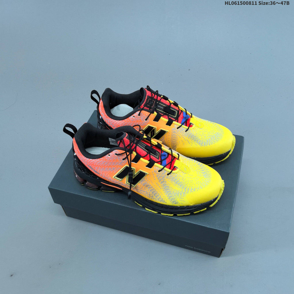 New Balance M1906 Sneakers U19069 Blue or in Yellow - product image from the listing.