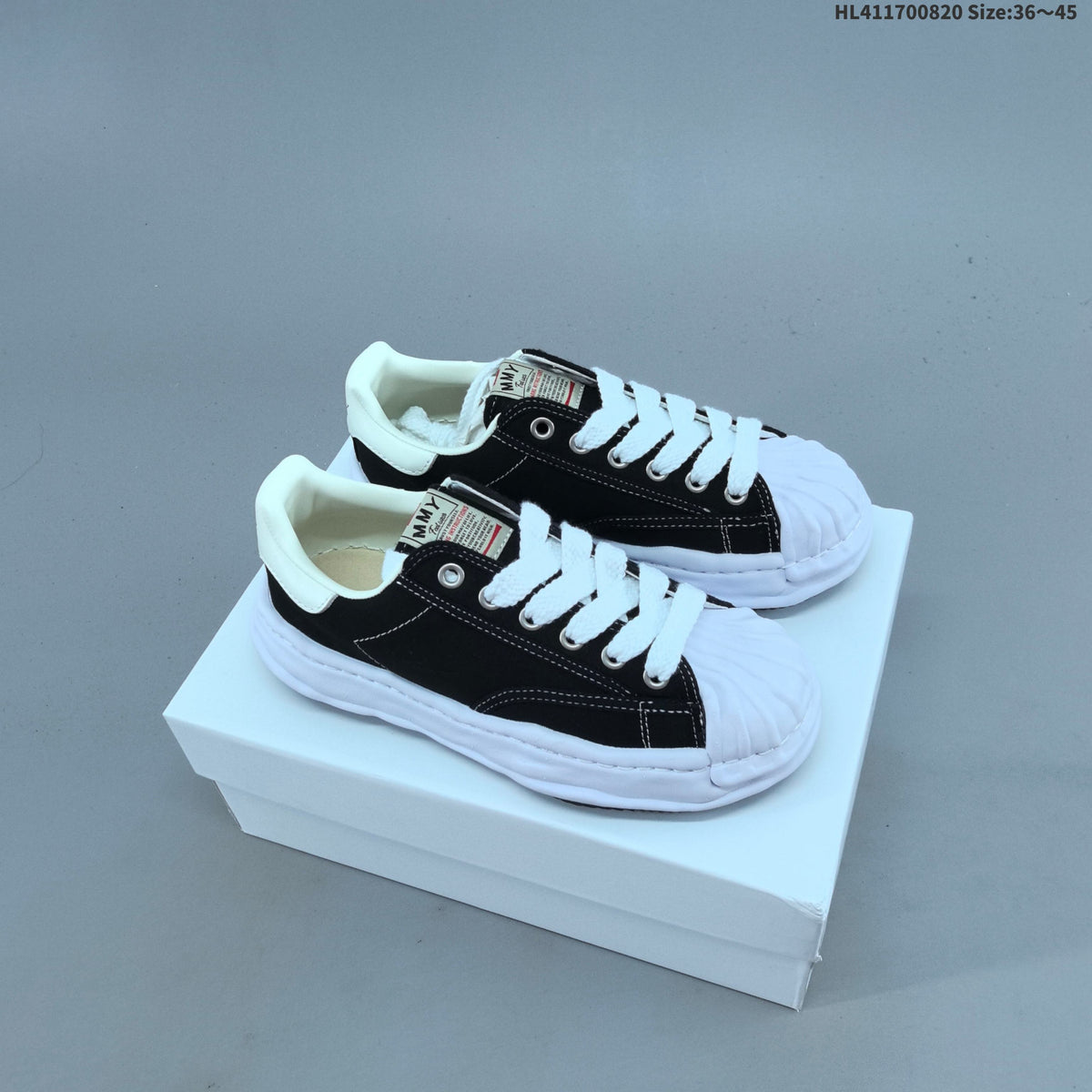 Maison Mihara Yasuhiro Blakey Low Trainers - product image from the listing.