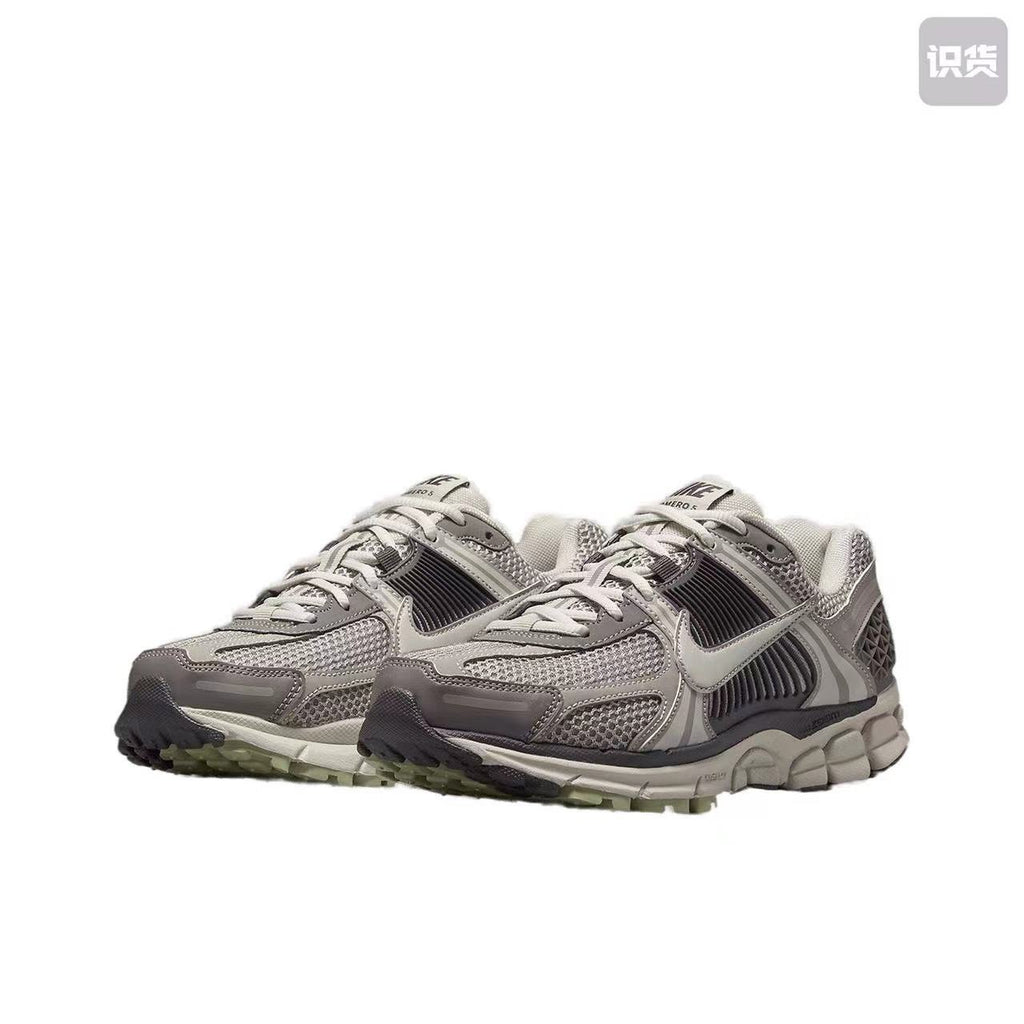 Nike Vomero 5 Sneakers in Green, in Gray and Black - product image from the listing.