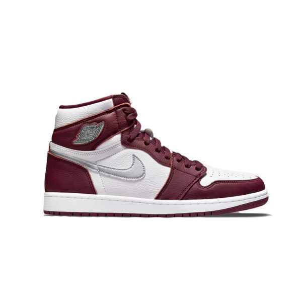 Air Jordan 1 High OG in Bordeaux - product image from the listing.