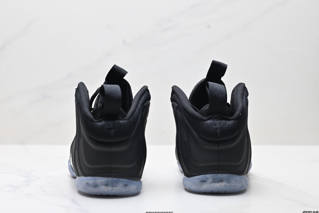 Nike Air Foamposite One Penny Hardaway Sneakers in Black - product image from the listing.
