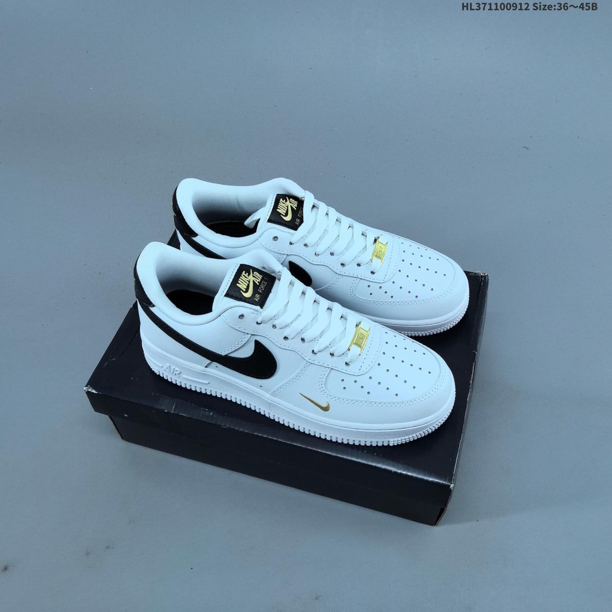 Nike Air Force 1 '07 Low-Cut Sneakers - product image from the listing.