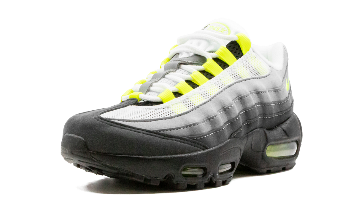 "Neon 2020" Air Max 95 OG GS CZ0910 001 - product image from the listing.