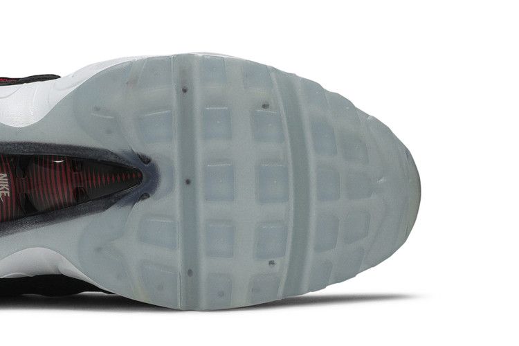 Nike Air Max 95 Bred in Ice - product image from the listing.