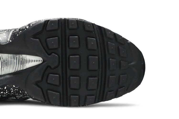 Women's Nike Air Max 95 Se Black Black-White - product image from the listing.