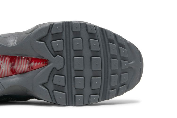Nike Air Max 95 in Grey Red - product image from the listing.
