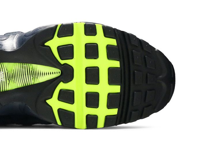 Seahawks - Nike Air Max 95 - product image from the listing.
