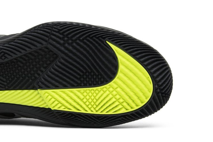 Court Vapor RF Air Max 95 Greedy by Nike - product image from the listing.