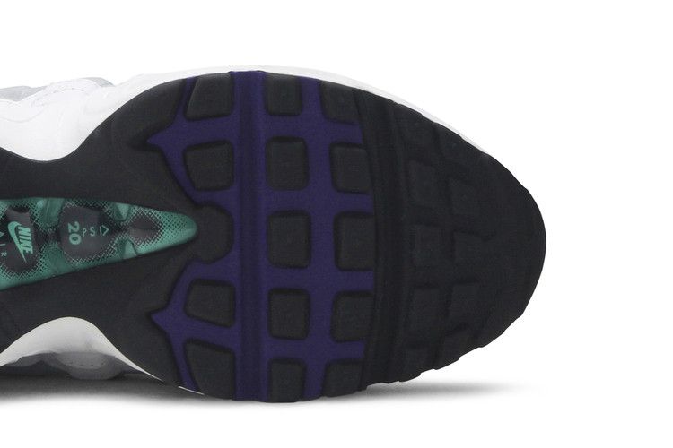 Women's Nike Air Max 95 Grape (2018) - product image from the listing.
