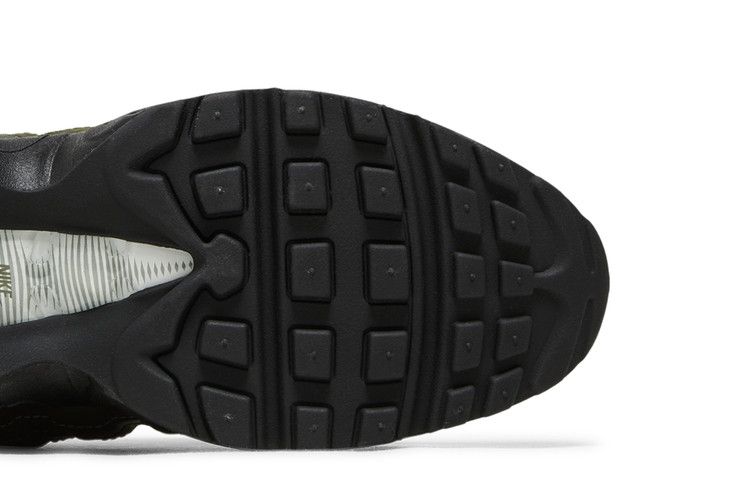 Cargo Khaki Reflective - Nike Air Max 95 - product image from the listing.