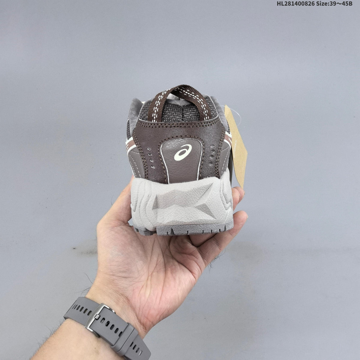 ASICS GEL-NANDI NR Sneakers in Cream, in Gray and Brown - product image from the listing.