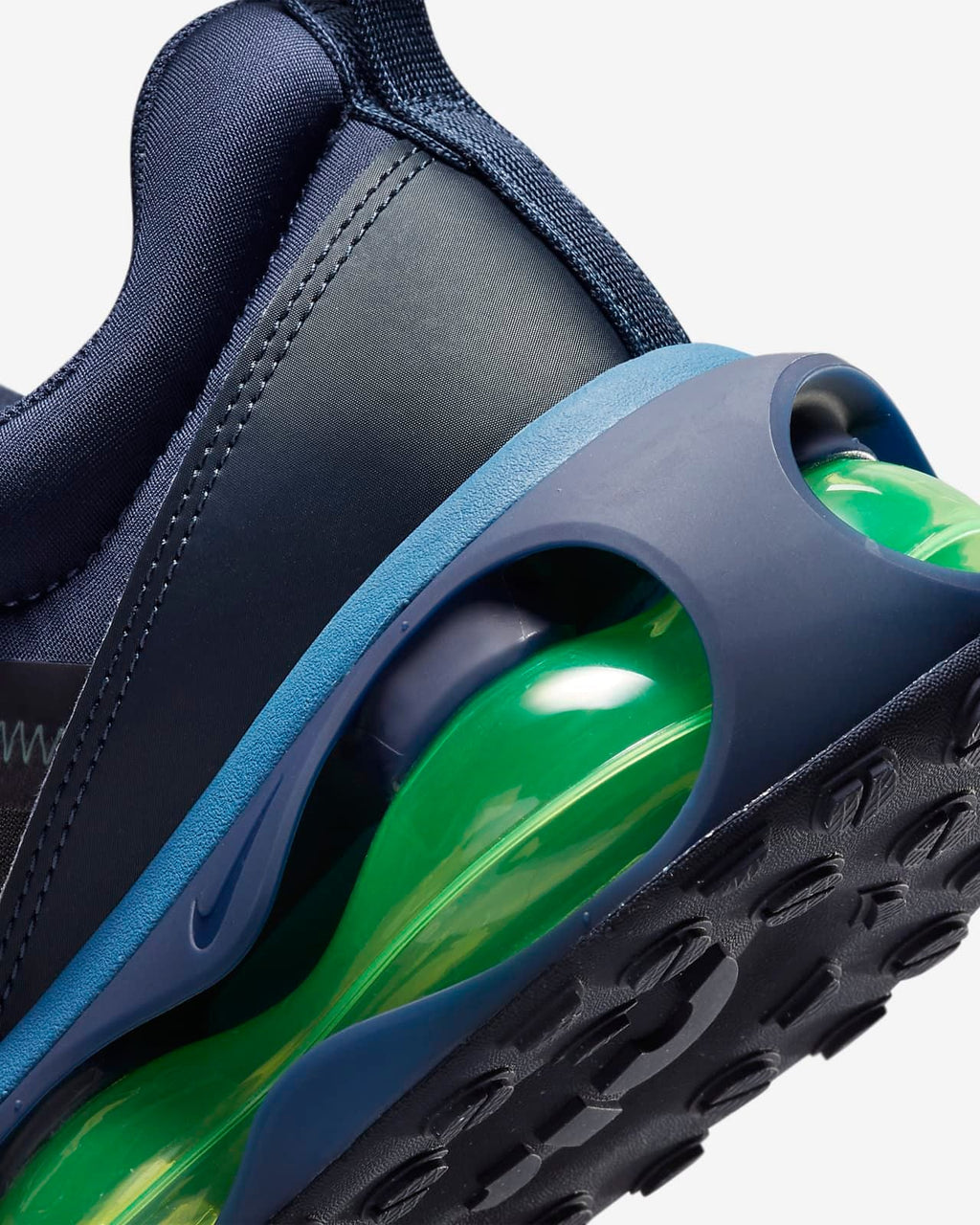 Sneakers - Nike Air Max 2021 DH4245-400 - product image from the listing.