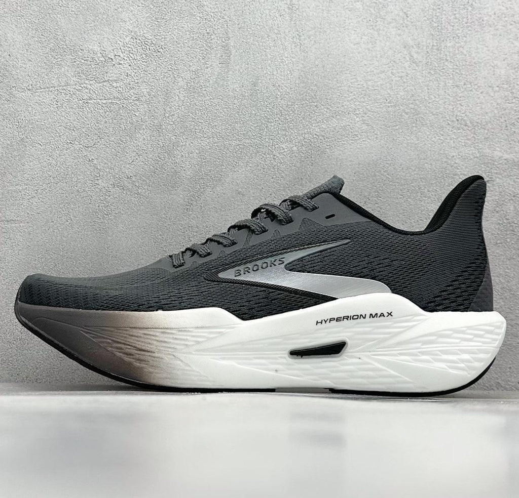 Brooks Hyperion Max Sneakers for Running - product image from the listing.