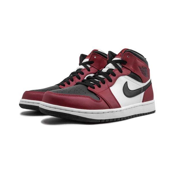 "Chicago Black Toe" Air Jordan 1 Mid - product image from the listing.