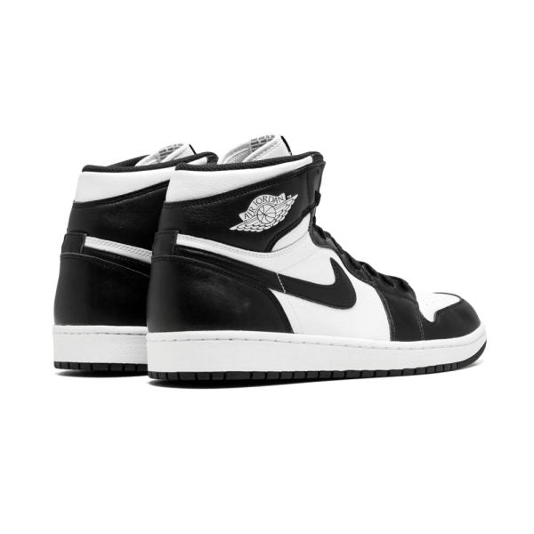 "BLACK WHITE" AIR JORDAN 1 RETRO HIGH OG - product image from the listing.