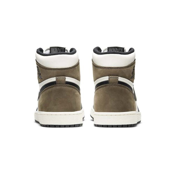 "Dark Mocha" Air Jordan 1 Retro High OG - product image from the listing.