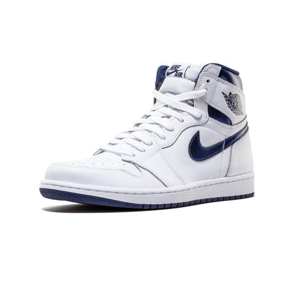 Air Jordan 1 Retro "Metallic Navy" - product image from the listing.