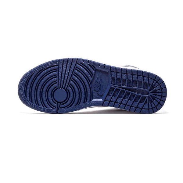 Air Jordan 1 Retro "Metallic Navy" - product image from the listing.