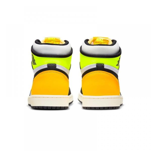 "VOLT GOLD" AIR JORDAN 1 RETRO HIGH OG - product image from the listing.