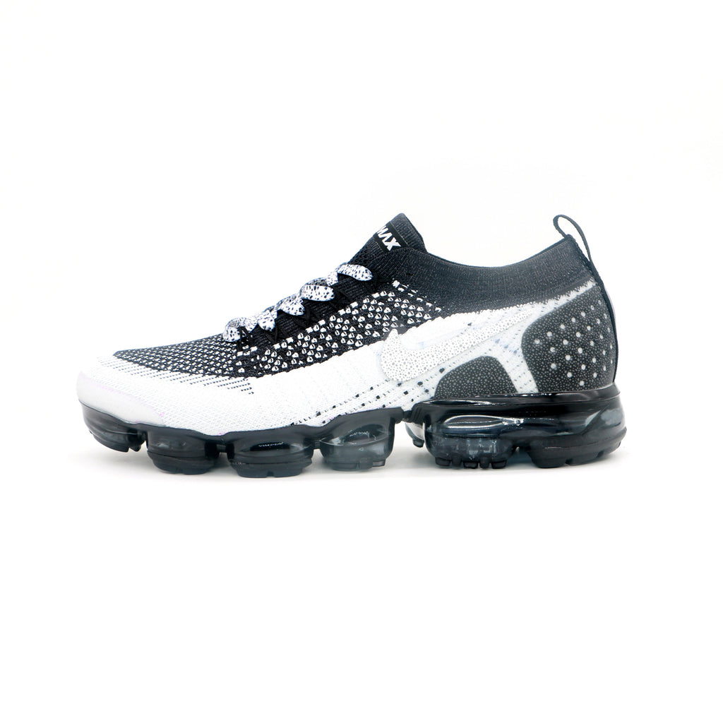 Nike Air VaporMax Flyknit Oreo Sneakers in Black White - product image from the listing.