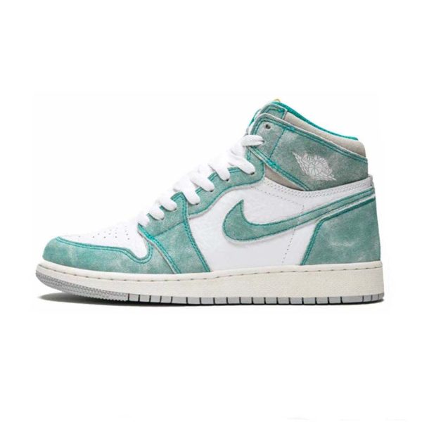"Turbo Green" Youth Air Jordan 1 Retro High OG GS - product image from the listing.