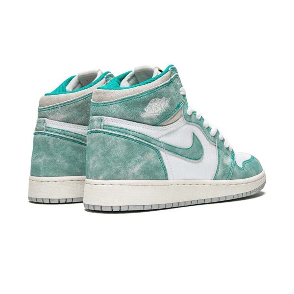 "Turbo Green" Youth Air Jordan 1 Retro High OG GS - product image from the listing.