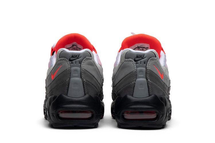 Solar Red (2018) - Nike Air Max 95 OG - product image from the listing.