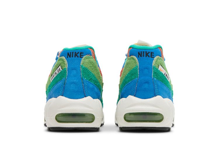 Nike Air Max 95 SE Air Max Running Club Photo in Blue - product image from the listing.