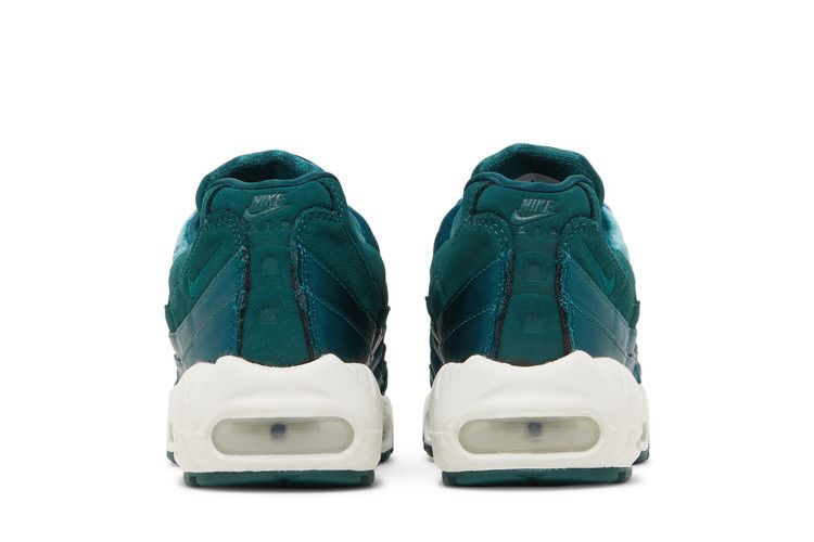 Women's Nike Air Max 95 Green Velvet - product image from the listing.