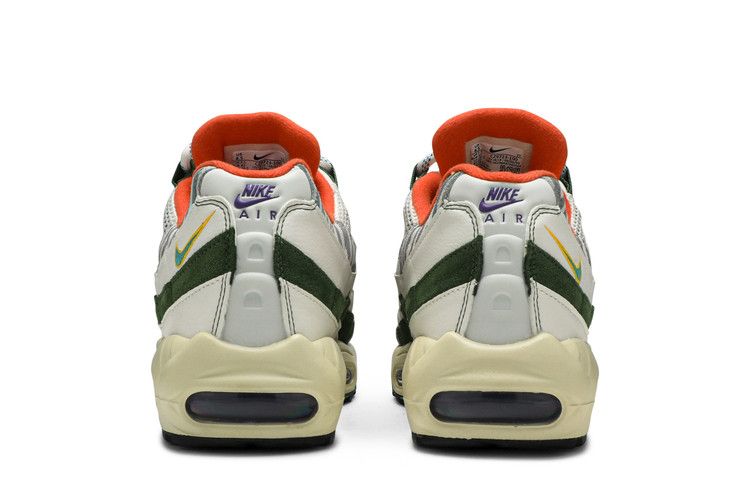 Era Safari - Nike Air Max 95 - product image from the listing.