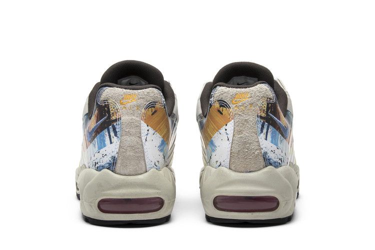 Dave White Rabbit - Nike Air Max 95 - product image from the listing.