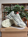 ASICS GEL-Cumulus 16 Sneakers in Gray and Fluorescent in Green - product image from the listing.