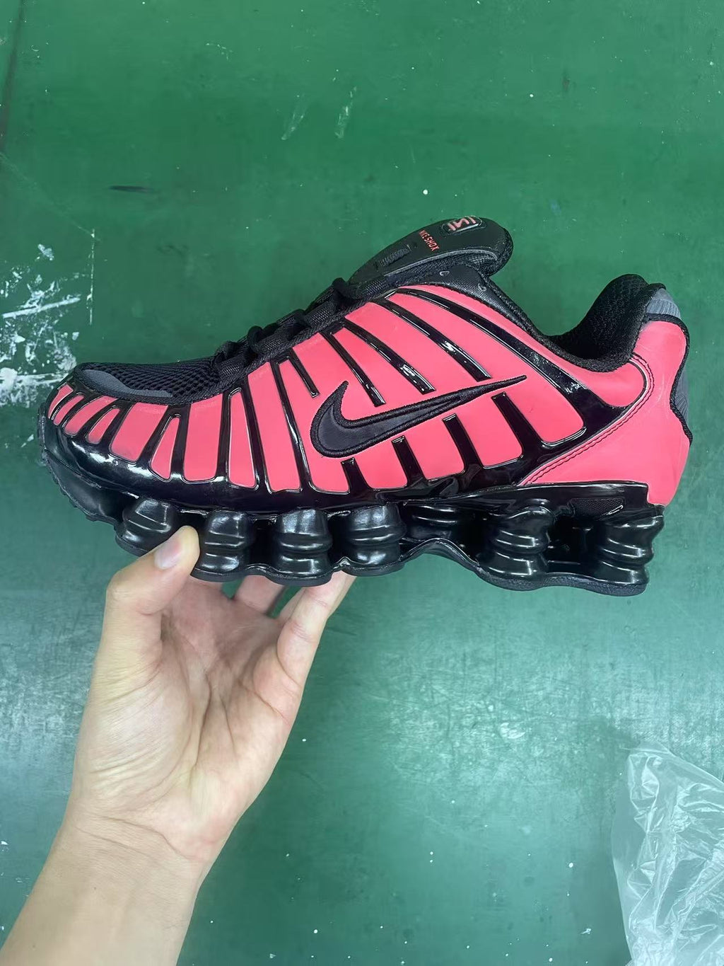 Black Nike Shox TL Sneakers - product image from the listing.