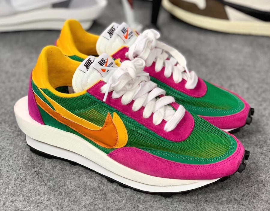 Nike LDV Waffle Sacai BV0073-301 Sneakers in Green Pink - product image from the listing.