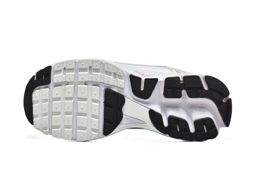 Nike Vomero 5 Sneakers in White and Grey - product image from the listing.