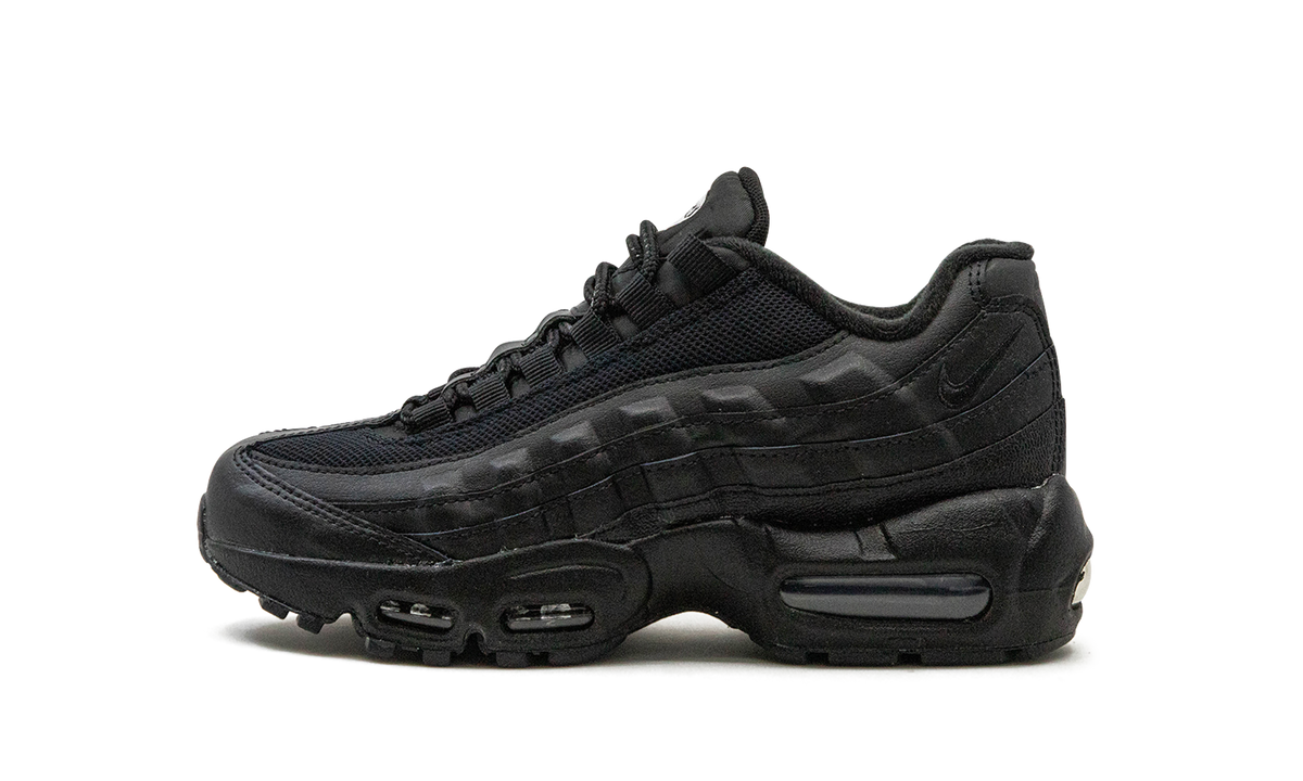 "Triple Black" Air Max 95 Recraft GS CJ3906 001 - product image from the listing.